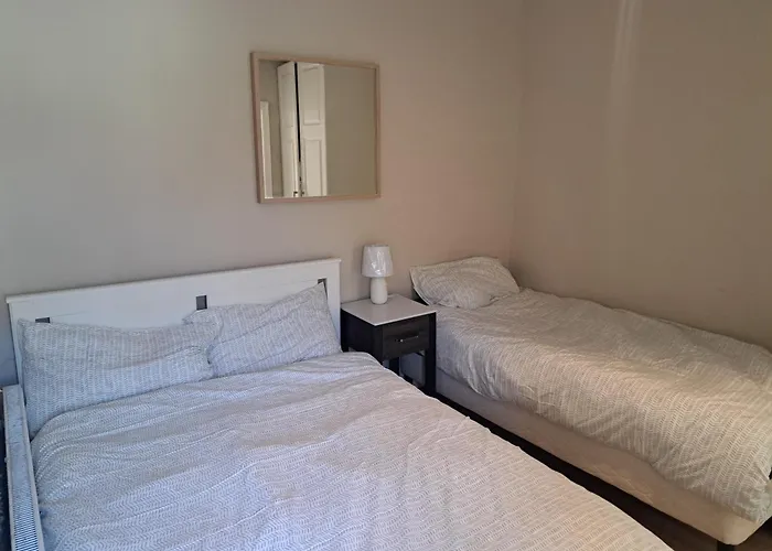 Two Bed Seaside Retreat