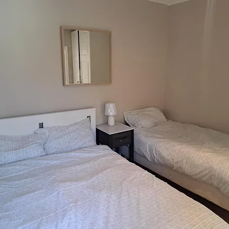 Two Bed Seaside Retreat