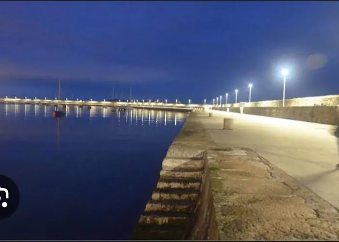 Two Bed Seaside Retreat Lejlighed *